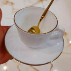 Coleção Encanto Dourado – Aparelho de Jantar e Chá em Vidro Opaline (16 Peças)
